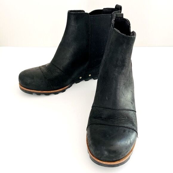 Sorel Joan of Arctic Wedge II Chelsea boot Black sz 9 Boho - Picture 1 of 11
